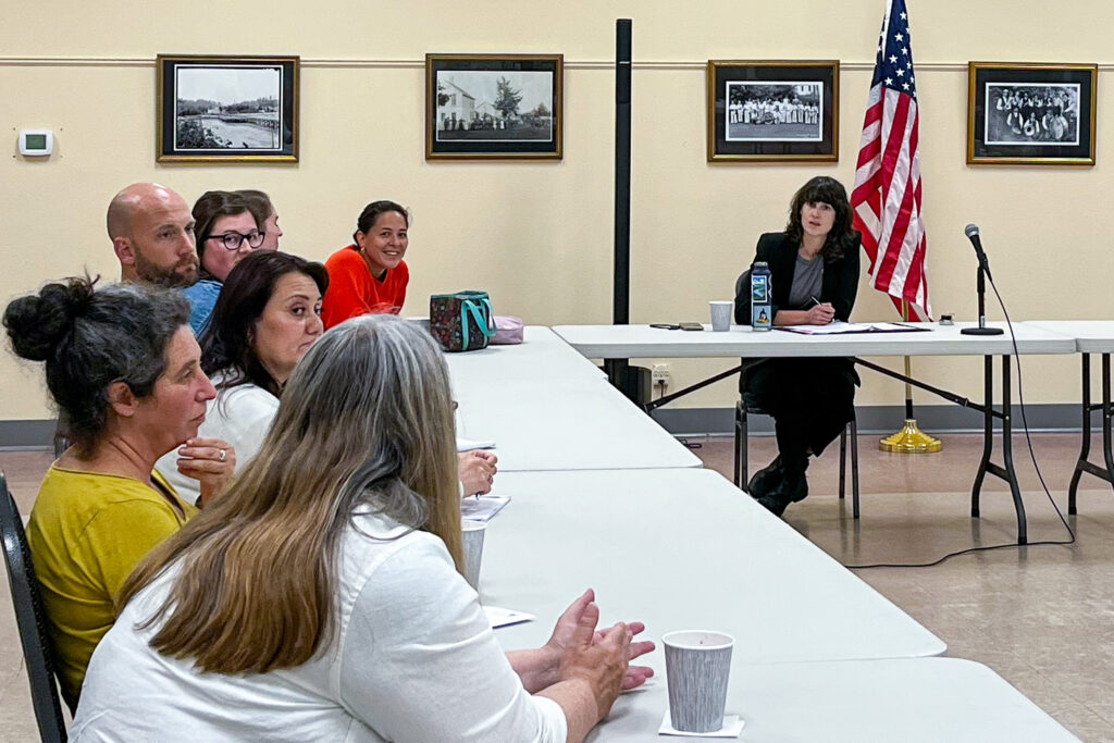 Gluesenkamp Perez, Bipartisan Colleagues Introduce Bipartisan Bill to ...